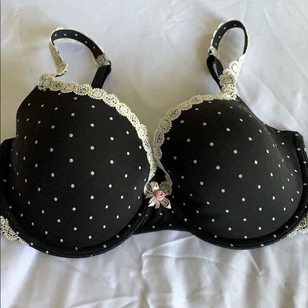 Victoria’s Secret lined Demi bra